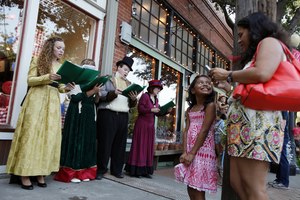 CBC_25DALLAS_BISHOPARTS01_38987381