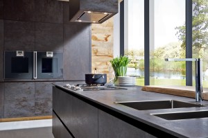 black-oxide-kitchen